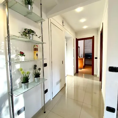 Life - Fiera - San Siro Appartement Milaan