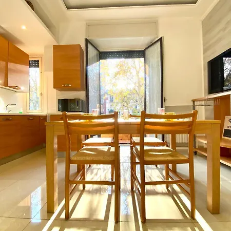 Appartement Life - Fiera - San Siro Milaan